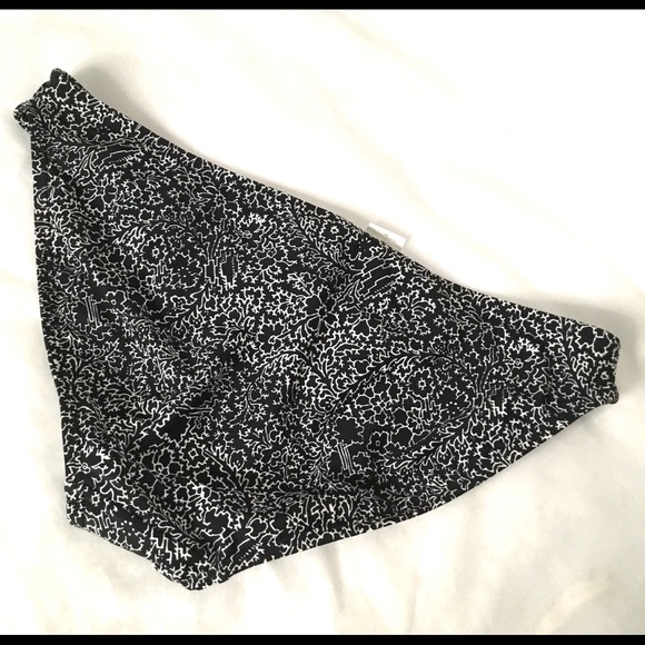 🖤Old Navy Black White Abstract Print Bikini Bottom - Picture 3 of 7